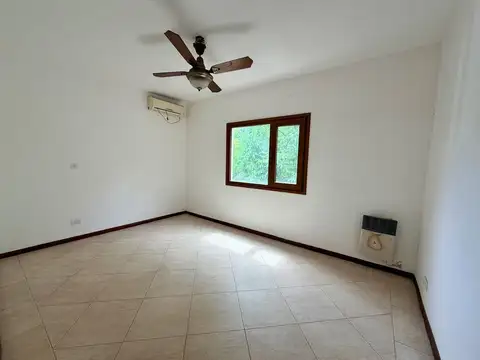 Depto Tipo Casa 3 ambientes con 1 baño