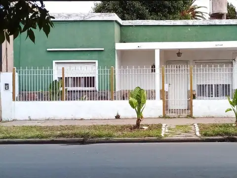 Casa de 3 amb en Garín a reciclar