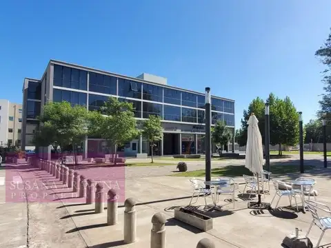 Local en Venta Agora Complejo 46 Plaza 100