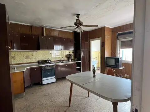 Gral Tomas De Iriarte 1300