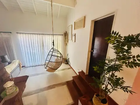 Depto Tipo Casa 4 ambientes con 2 baños