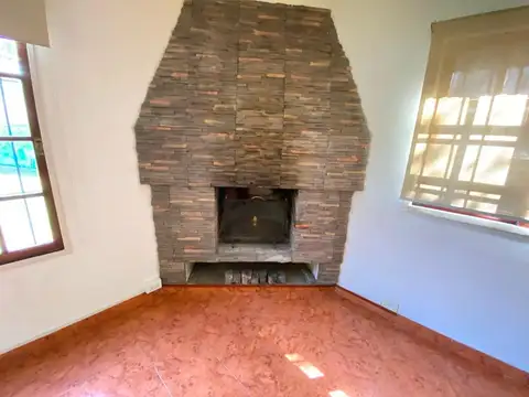 Casa en Venta con 5 cocheras