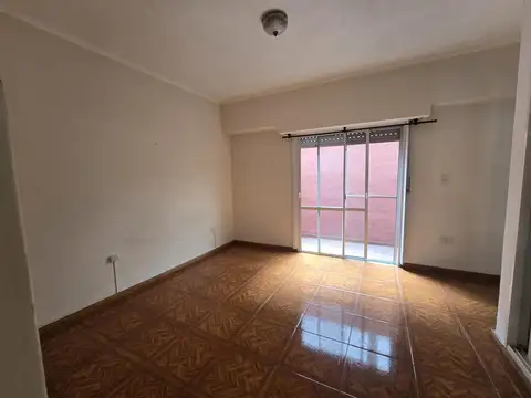 Depto Tipo Casa en Venta de 1 dormitorio