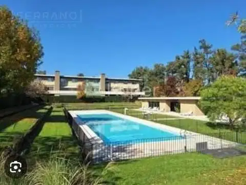 Departamento en Venta en Bosque Alto, USD 168.000