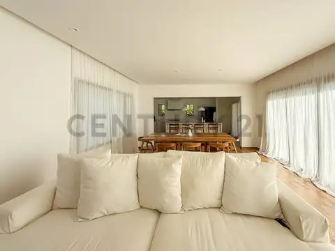 Casa en Venta 1 año