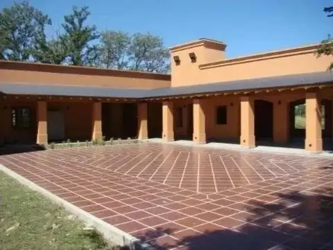 Terreno en venta - 2000mts2  - Carlos Keen