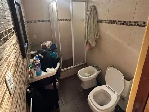 Casa 7 ambientes con 3 baños