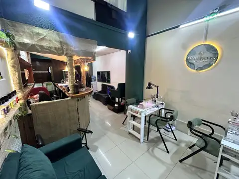 Local en Alquiler en Monserrat, $ 900.000