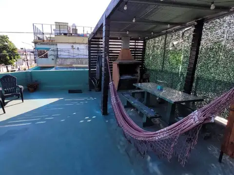 Venta tres ambientes Ramos Mejia.