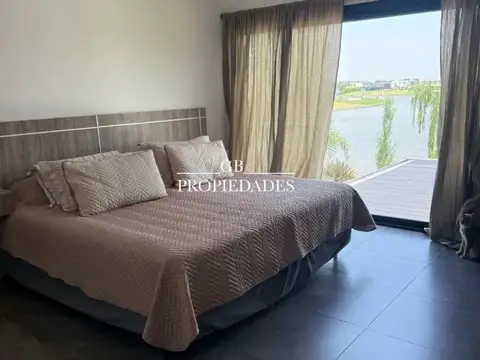 Casa en Alquiler en San Sebastian, USD 1.950