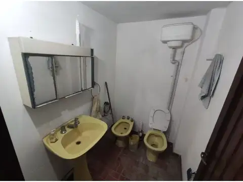 Galpon en Venta 35  mts Fondo