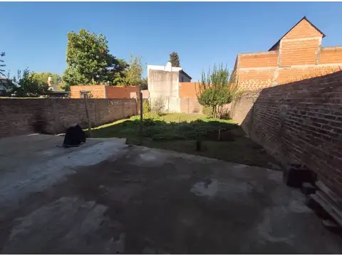 Depósito con Oficina y Fondo Libre