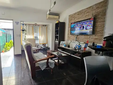 Depto Tipo Casa en Venta de 2 dormitorios