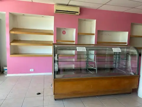 Local en Alquiler 25 años