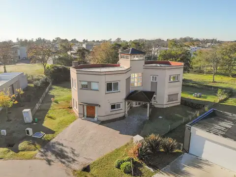 Casa en Venta de 4 dormitorios