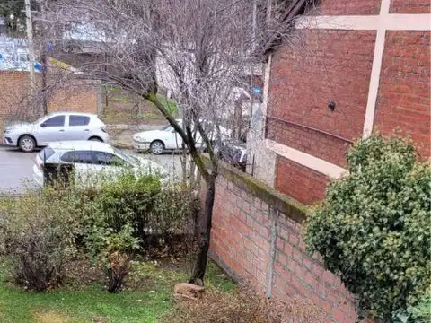 IMPORTANTE CASA DE 5 DORMITORIOS – CÉNTRICA – JUNÍN DE LOS ANDES