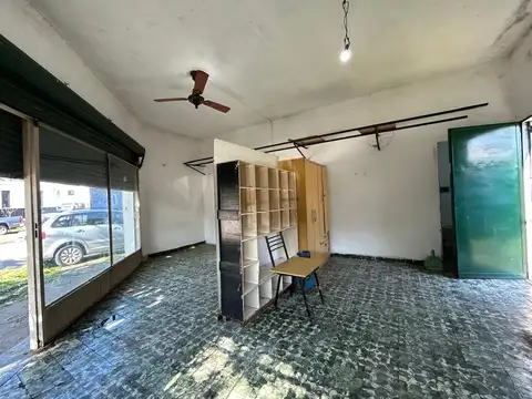 Local en Venta 40 años