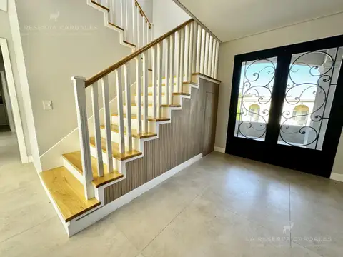 Casa en Alquiler de 5 dormitorios