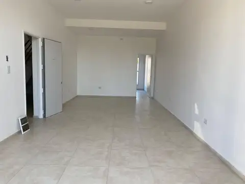 Local en Alquiler en Olmos, Lisandro ,ap. [Cod: ]