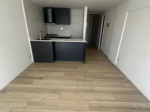 Avenida San Martin 6300, Piso 4