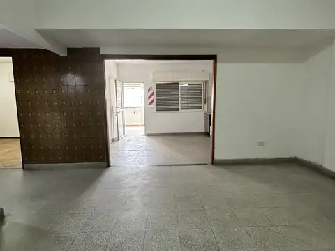 Entre Rios 2000, Piso 0