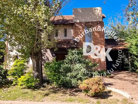 Casa en Venta de 4 dormitorios