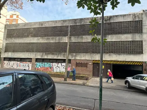 COCHERAS VENTA VICENTE LOPEZ, CUBIERTAS EN BLOQUE