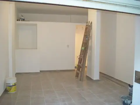 Local en Alquiler en Villa Urquiza, $ 600.000