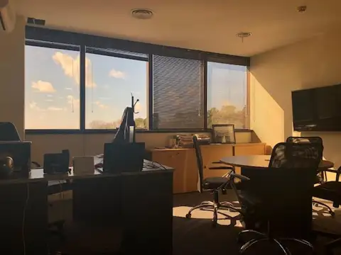 Av. Libertador 767 - 3erPiso