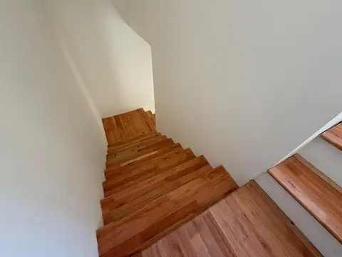 Venta Casa 3 dormitorios remodelada calidad constructiva Paraguay 1900 Abasto