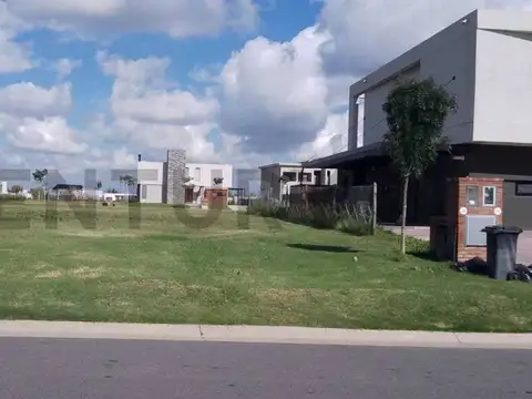 Terreno en Venta en Puertos, USD 105.000