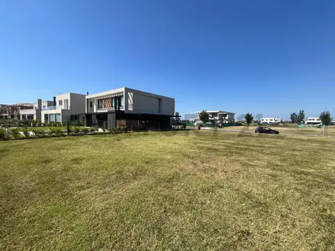 Terreno en Venta en Puertos, USD 105.000