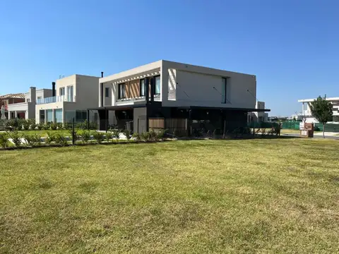 Segundo Nordelta. Lote en Puertos del Lago Escobar barrio Riberas OPORTUNIDAD