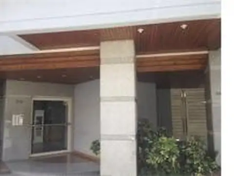 Amplio 3 ambientes (86mts) Torre categoria con cochera fija - Luminoso - Comedor diario y lavadero