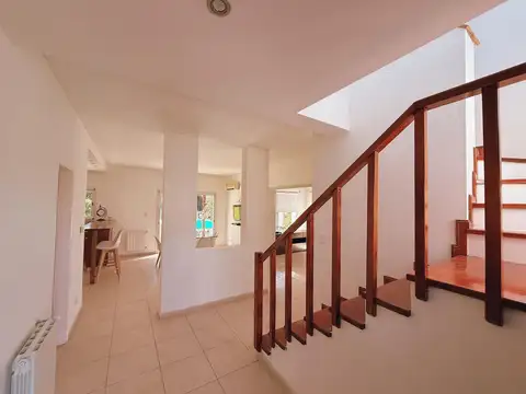 Casa en Alquiler al Este