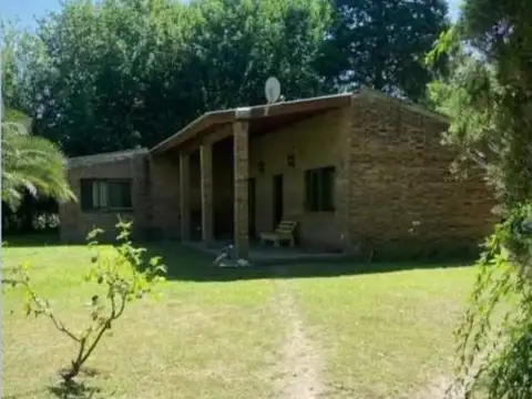 Casa Quinta en venta Gral. Rodriguez (Propiedad Apta a crédito).