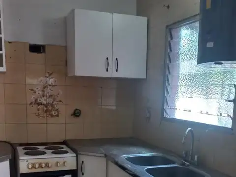 Deapartamento 1º Piso de 3 Amb. con terraza