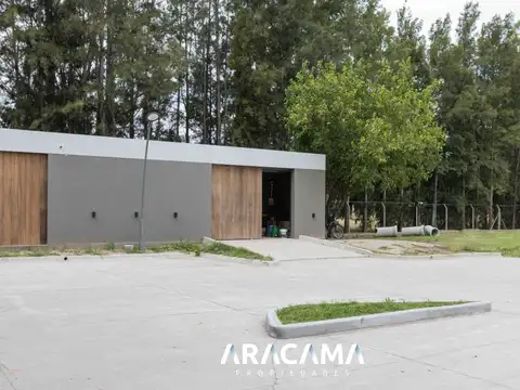 Terreno en Venta de 931,0 m2