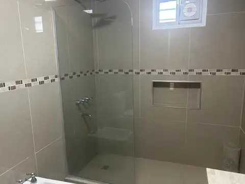 Quinta en Alquiler Temporal de 4 dormitorios