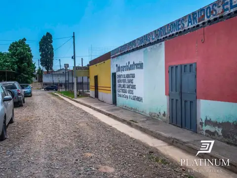 Casa en Venta con 1 cochera