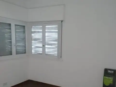 Depto Tipo Casa 6 ambientes con 3 baños