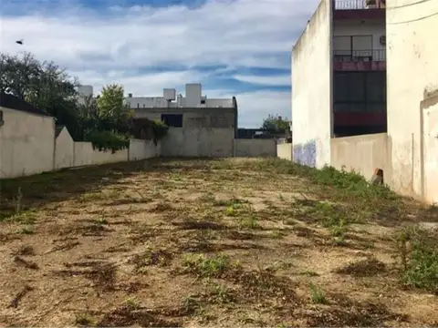 VENTA TERRENO CASTELAR CERCA ACCESO OESTE 900M2