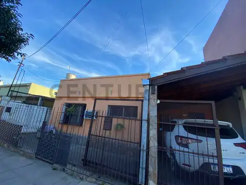 VENTA CASA 3 AMBIENTES BERAZATEGUI