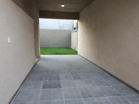 Depto Tipo Casa 3 ambientes con 1 baño