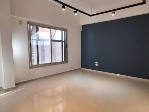 Oficina en Lavalle 678