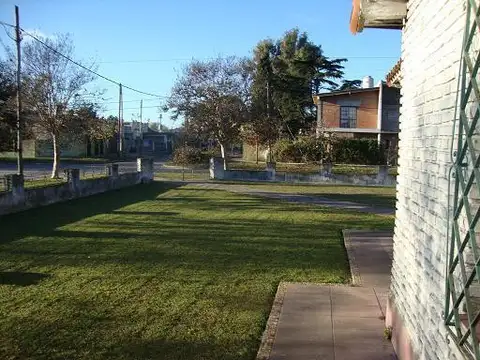 Casa en Venta en Burzaco, USD 180.000