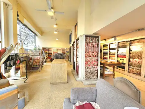 ESPECTACULAR LOCAL EN ESQUINA  227M2 IDEAL INVERSOR 