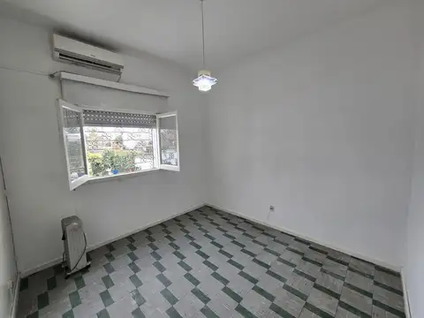 Depto Tipo Casa en Venta al Este