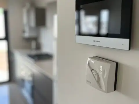 ALQUILER TEMPORARIO DEPARTAMENTO 2 AMBIENTES CON BALCON. CENTRO