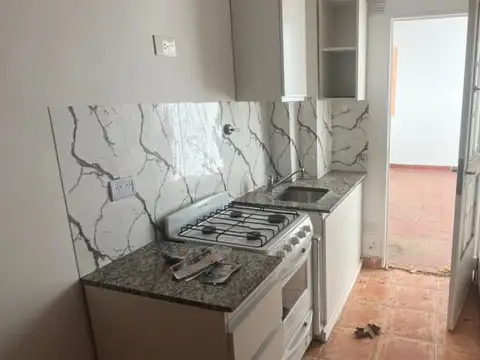 Depto Tipo Casa en Alquiler de 2 dormitorios